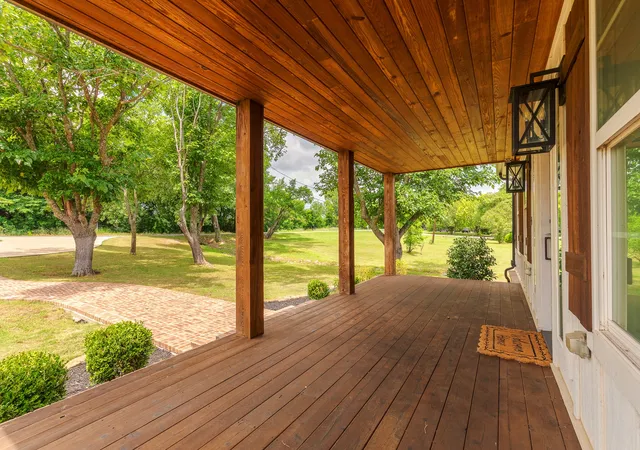 Photo 3 of Single family home for sale at 1305 N John Douglas Rd, Van Alstyne, TX 75495 | MLS# 21279231 | Listing updated on 2026-08-22