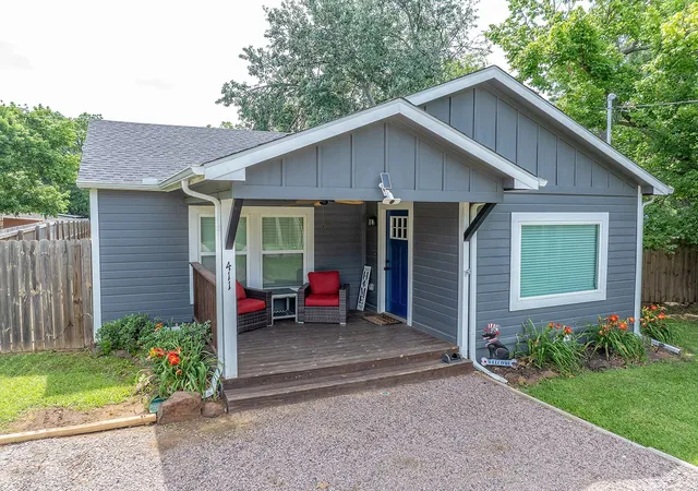 Homes for sale in Collinsville, TX | 411 Dewitt St, Collinsville, TX 76233 | MLS# 21292199