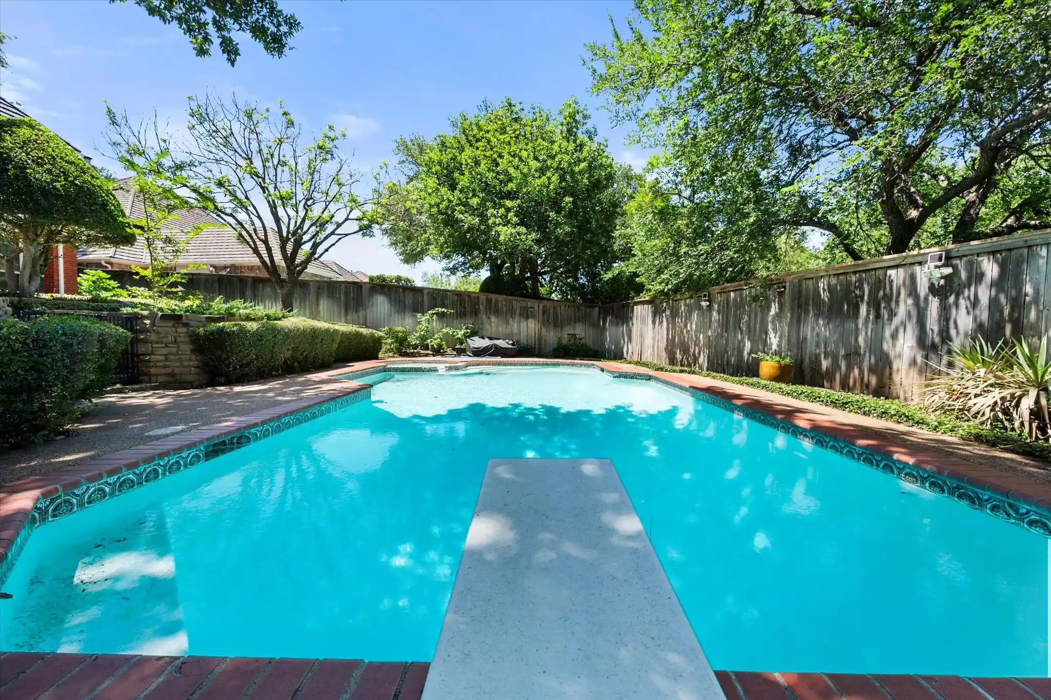 Single family home for sale at 2801 Knotted Oaks Trl, Arlington, TX 76006 | MLS# 21290895