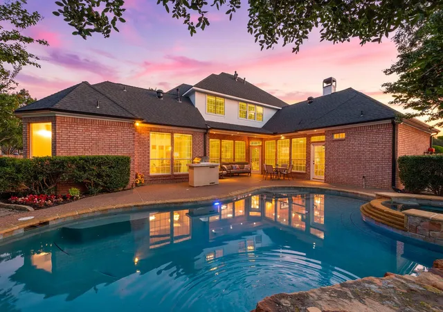 Homes for sale in Colleyville, TX | 4111 Paddington Ln, Colleyville, TX 76034 | MLS# 21290271