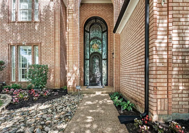 Homes for sale in Colleyville, TX | 4111 Paddington Ln, Colleyville, TX 76034 | MLS# 21290271