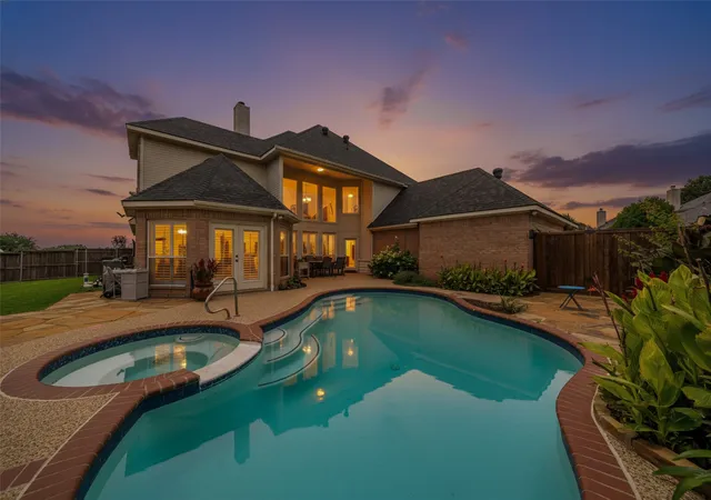 Photo 3 of Sale Pending at 2700 Sunset Cir, Plano, TX 75093 | MLS# 21291663 | Listing updated on 2026-08-28