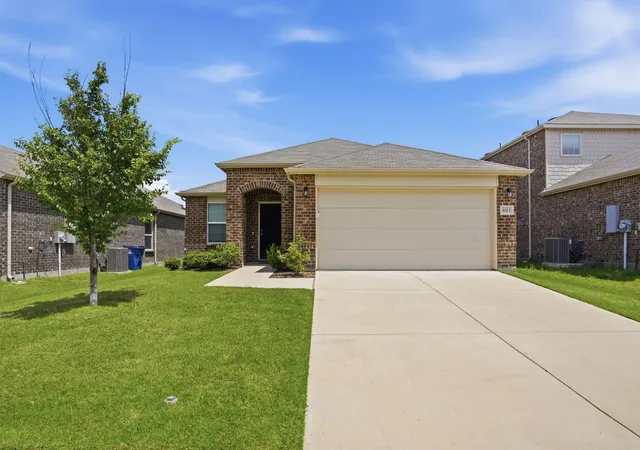 Photo 1 of Single family home for sale at 1013 Vernon Dr, Providence Village, TX 76227 | MLS# 21288585 | Listing updated on 2026-08-03