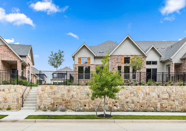 Photo 1 of Sale Pending at 8609 Del Rio Trl, Rowlett, TX 75089 | MLS# 21292297 | Listing updated on 2026-08-31