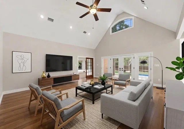 Photo 3 of Single family home for sale at 7811 Angelina Dr, Athens, TX 75752 | MLS# 21292344 | Listing updated on 2026-08-22