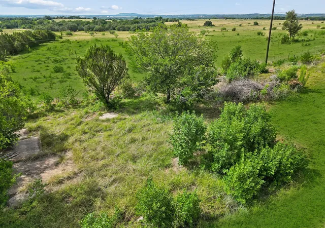 Homes for sale in Granbury, TX | 3411 Oak Hill Dr, Granbury, TX 76048 | MLS# 21290995