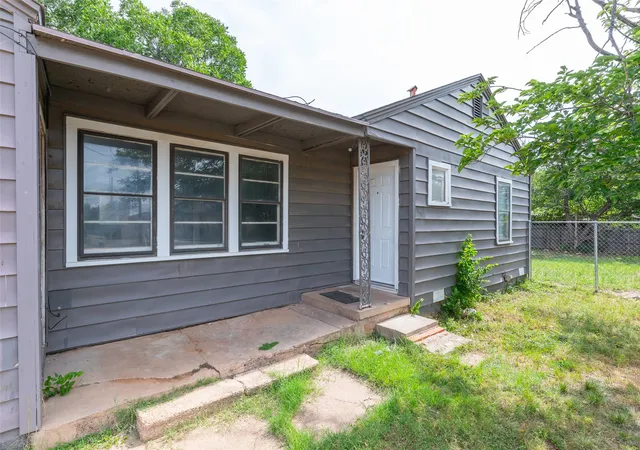 Photo 3 of Single family home for sale at 2026 Over St, Abilene, TX 79602 | MLS# 21285306 | Listing updated on 2026-08-25