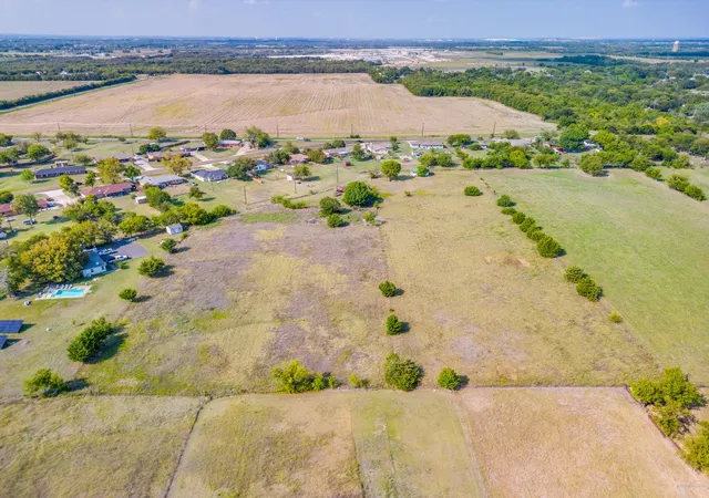 Photo 1 of Land for sale at 260 E New Hope Rd Rd E, Mc Kinney, TX 75071 | MLS# 21292470 | Listing updated on 2026-08-20