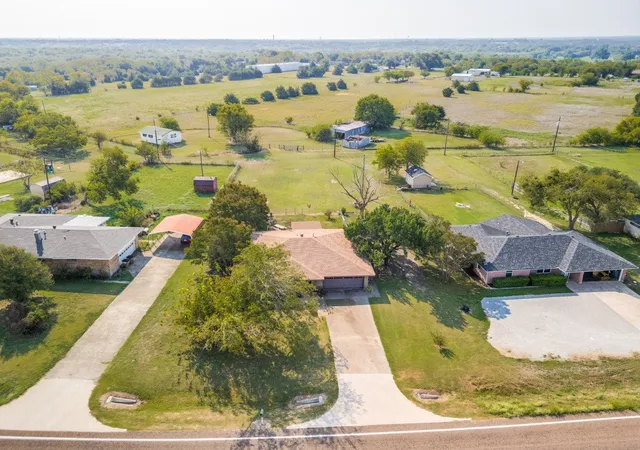 Photo 3 of Land for sale at 260 E New Hope Rd Rd E, Mc Kinney, TX 75071 | MLS# 21292470 | Listing updated on 2026-08-20