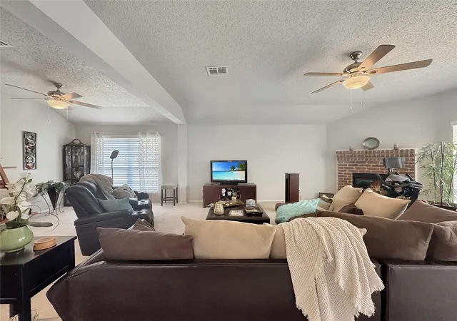 Homes for sale in De Soto, TX | 649 Canyon Pl, De Soto, TX 75115 | MLS# 21286753