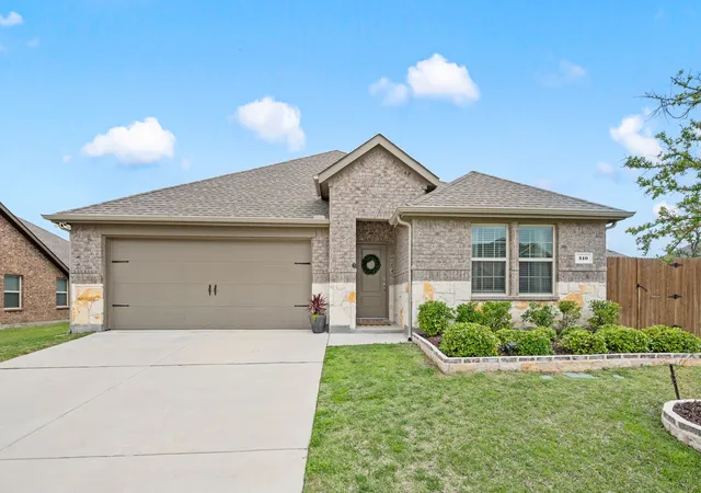 Homes for sale in Fate, TX | 510 Royal Pine Dr, Fate, TX 75087 | MLS# 21289710
