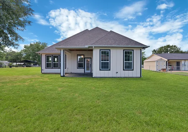 Homes for sale in Trinidad, TX | 123 Cedar Bend Dr, Trinidad, TX 75163 | MLS# 21291611