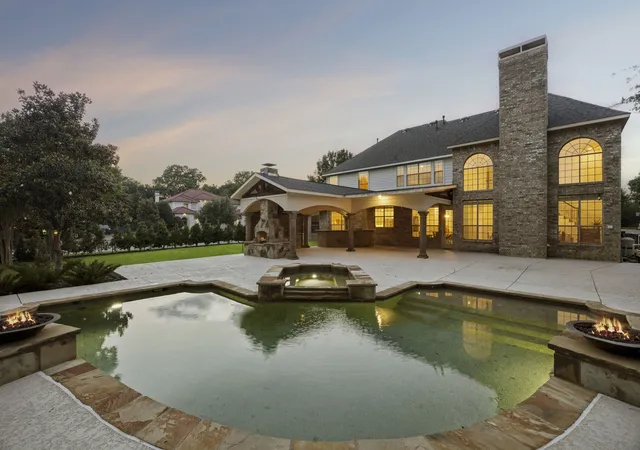 32nd image of 1807 Greenlea Cvs, Southlake, TX 76092 | MLS# 21291064