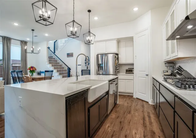 Photo 4 of Single family home for sale at 185 Ivy Pkwy, Van Alstyne, TX 75495 | MLS# 21292540 | Listing updated on 2026-09-28