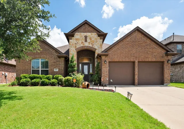 Photo 1 of Single family home for sale at 2919 Ladoga Dr, Grand Prairie, TX 75054 | MLS# 21291571 | Listing updated on 2026-08-03