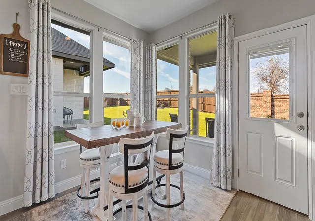 Photo 4 of Sale Pending at 4927 Simmental Dr, Arlington, TX 76001 | MLS# 21290550 | Listing updated on 2026-07-09