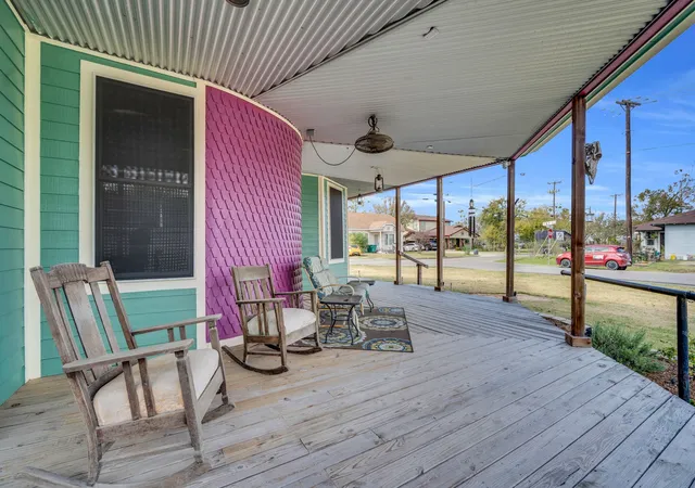 Photo 3 of Single family home for sale at 312 W 8th St, Ferris, TX 75125 | MLS# 21292658 | Listing updated on 2026-08-24