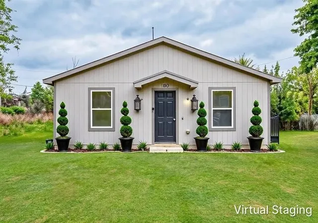 Photo 1 of Single family home for sale at 1881 Glenda Ct, Azle, TX 76020 | MLS# 21292704 | Listing updated on 2026-09-01