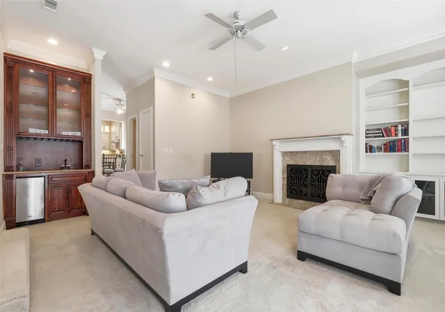 4th image of 5949 River Bend Dr, Benbrook, TX 76132 | MLS# 21288122