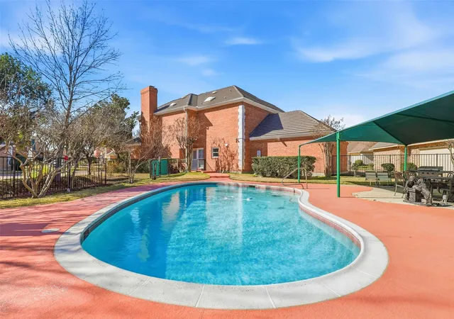 5th image of 5949 River Bend Dr, Benbrook, TX 76132 | MLS# 21288122