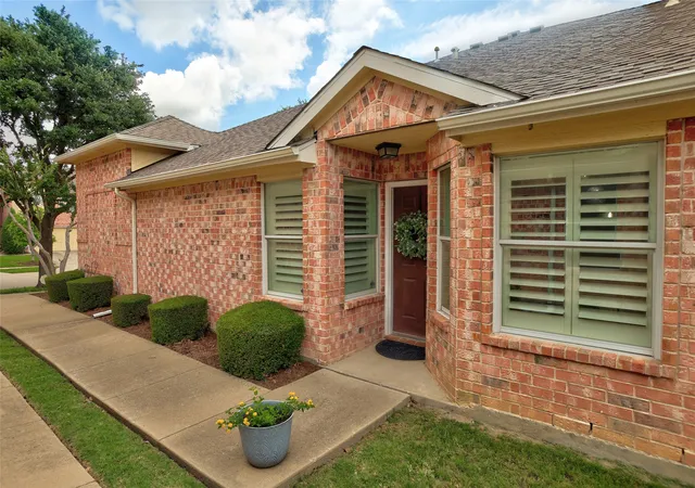 Photo 1 of Townhouse for sale at 10323 Summit Run Dr, Frisco, TX 75035 | MLS# 21288475 | Listing updated on 2026-08-27