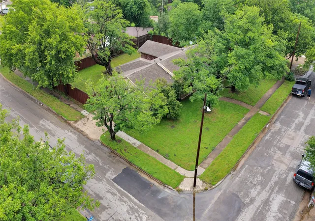 Homes for sale in Duncanville, TX | 415 E Mona Ave, Duncanville, TX 75137 | MLS# 21292747