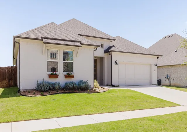 2nd image of 705 W Jockey, Willow Park, TX 76087 | MLS# 21292583
