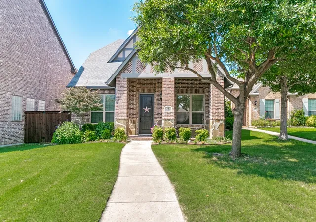 Homes for sale in Allen, TX | 606 Cano St, Allen, TX 75002 | MLS# 21286361