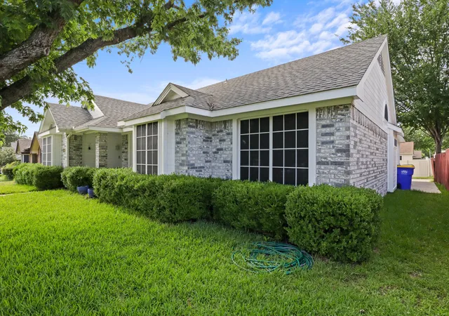 Homes for sale in Seagoville, TX | 1314 Hall Ln, Seagoville, TX 75159 | MLS# 21283801
