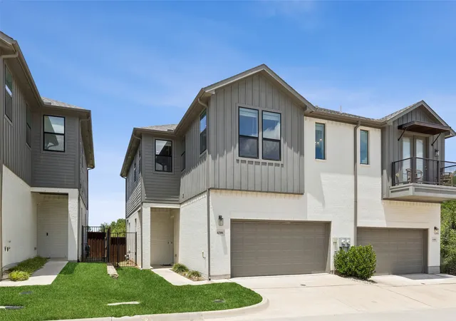 Photo 2 of Condo for sale at 6306 Oakbend Cir, Fort Worth, TX 76132 | MLS# 21291439 | Listing updated on 2026-07-20