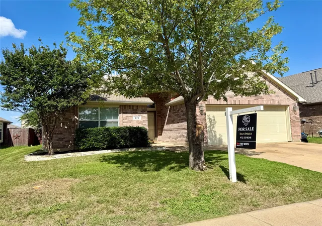 Homes for sale in Crowley, TX | 476 Paddle Dr, Crowley, TX 76036 | MLS# 21292876