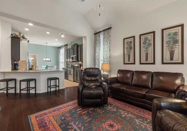 5th image of 8012 Vista Creek Ln, Sachse, TX 75048 | MLS# 21290522