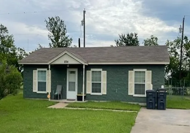 Homes for sale in Waco, TX | 2722 Mildred St, Waco, TX 76706 | MLS# 21287460