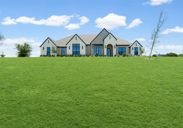 Homes for sale in Cresson, TX | 2212 Cotton Tail Wy, Cresson, TX 76035 | MLS# 21282567