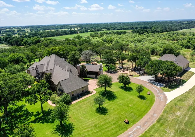 Photo 2 of Single family home for sale at 333 Pr 4197, Decatur, TX 76234 | MLS# 21290220 | Listing updated on 2026-08-22