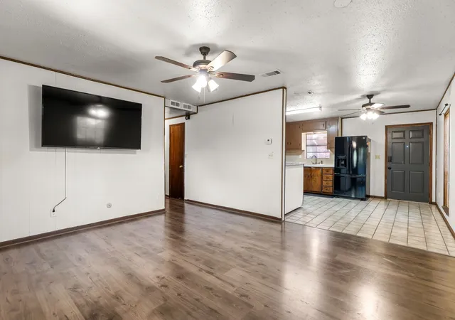 Photo 3 of Single family home for sale at 373 Ingred St, Waco, TX 76705 | MLS# 21288072 | Listing updated on 2026-08-25