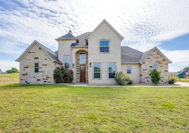 Photo 40 of Single family home for sale at 120 War Wagon Cir, Millsap, TX 76066 | MLS# 21292977 | Listing updated on 2026-10-02