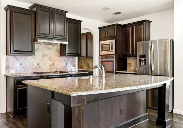 5th image of 5115 Live Oak Dr, Sachse, TX 75048 | MLS# 21290545