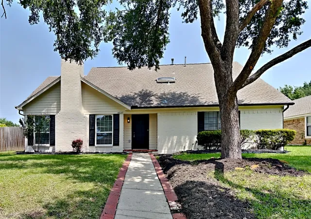 Photo 1 of Single family home for sale at 4537 Miami Dr, Plano, TX 75093 | MLS# 21292094 | Listing updated on 2026-08-22