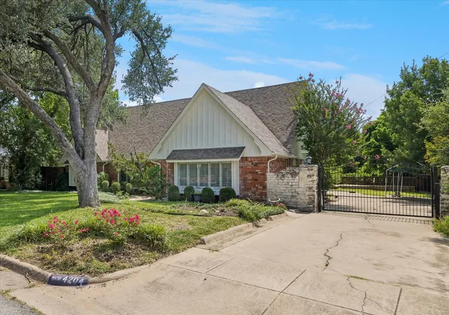Homes for sale in Haltom City, TX | 4204 Biscayne Dr, Haltom City, TX 76117 | MLS# 21290602