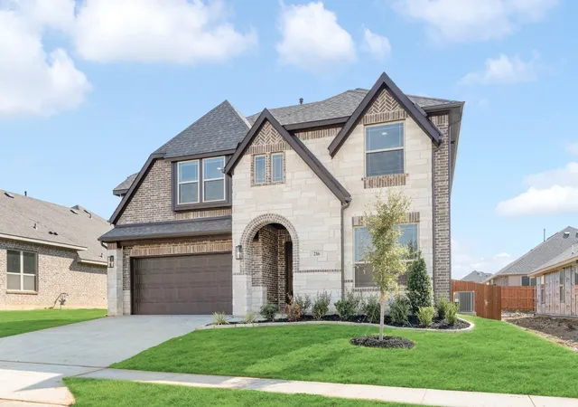 Photo 3 of Single family home for sale at 216 Seminole Trl, Alvarado, TX 76009 | MLS# 21293109 | Listing updated on 2026-10-07