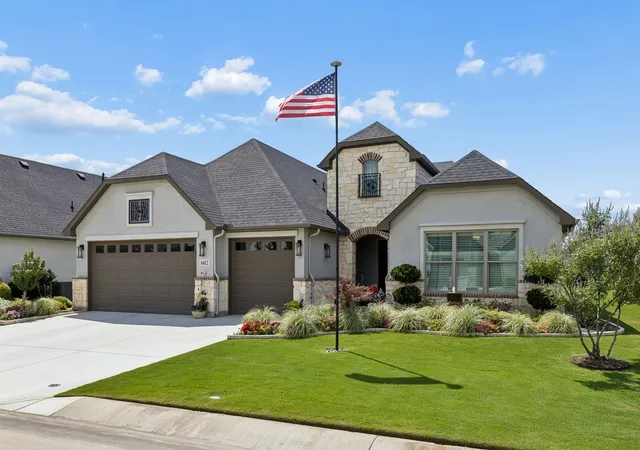 Photo 2 of Single family home for sale at 8412 Cocobolo Dr, Denton, TX 76207 | MLS# 21285146 | Listing updated on 2026-08-22
