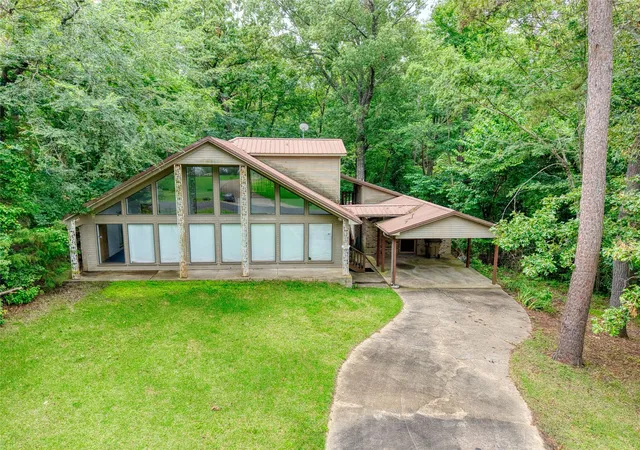 Homes for sale in Scroggins, TX | 1508 Canadian Dr, Scroggins, TX 75480 | MLS# 21274317