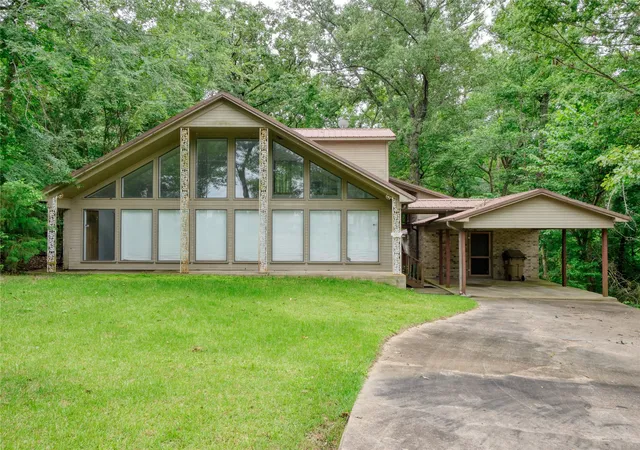 Homes for sale in Scroggins, TX | 1508 Canadian Dr, Scroggins, TX 75480 | MLS# 21274317