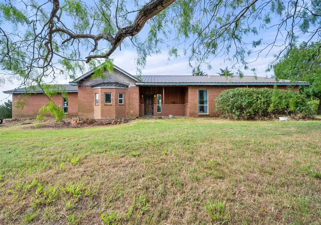 Photo 2 of Single family home for sale at 9326 Nw County Road 1343, Blooming Grove, TX 76626 | MLS# 21285863 | Listing updated on 2026-09-03
