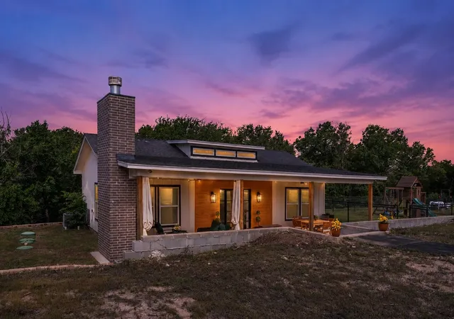 Photo 4 of Sale Pending at 4092 Overlook, Weatherford, TX 76085 | MLS# 21291740 | Listing updated on 2026-07-26