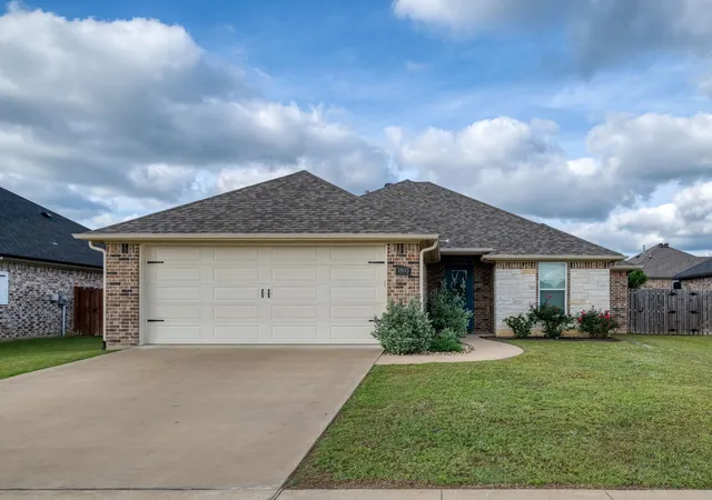 Homes for sale in Whitehouse, TX | 1803 Jessica, Whitehouse, TX 75791 | MLS# 21291558