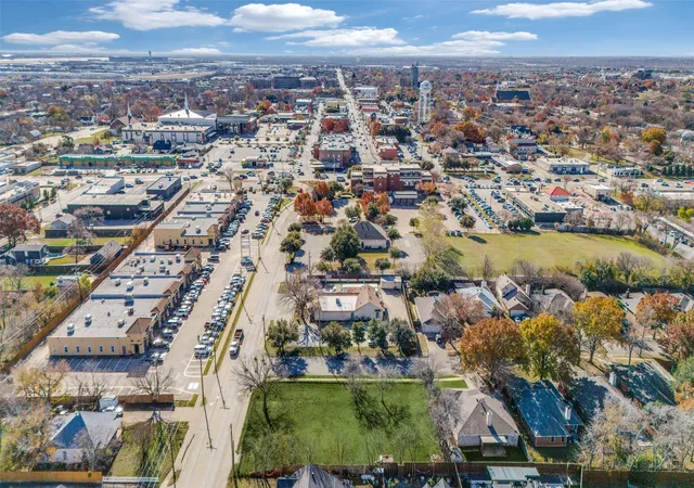 Photo 4 of Land for sale at 309 N Main St, Grapevine, TX 76051 | MLS# 21293232 | Listing updated on 2026-08-26