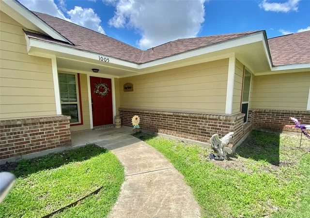 Homes for sale in Bangs, TX | 1005 Terrace Dr, Bangs, TX 76823 | MLS# 21291131