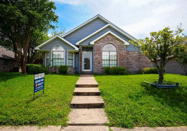 Homes for sale in Rowlett, TX | 8809 Pheasant Run Dr, Rowlett, TX 75089 | MLS# 21293249